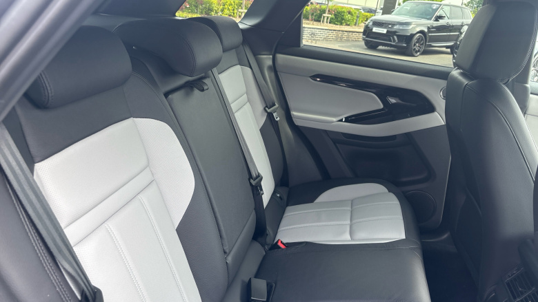 Land Rover Range Rover Evoque 1.5 P270e Dynamic SE 5dr Auto Hatchback